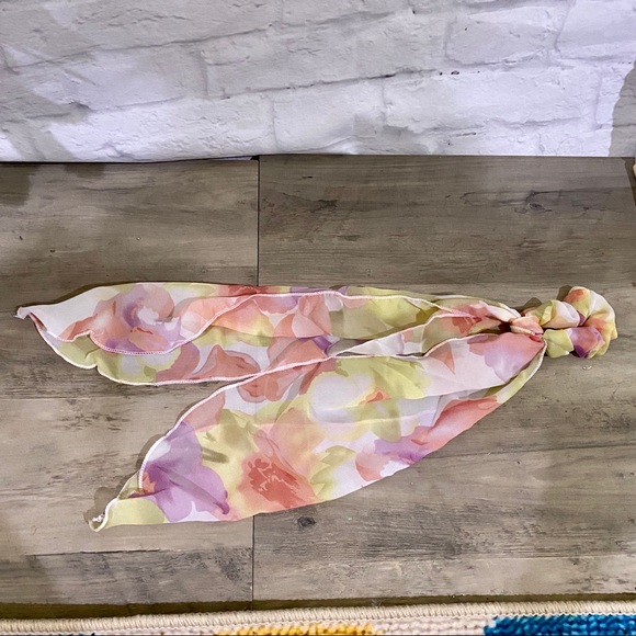 NEW Scarf Scrunchies Bundle - Picture 10 of 11